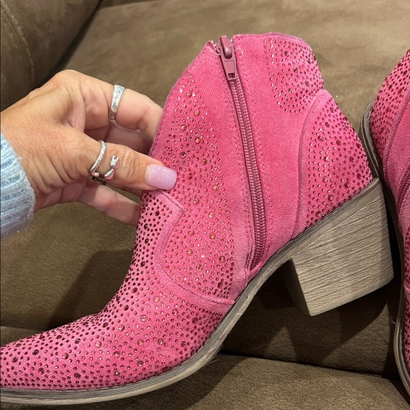 Pierre Dumas Fuchsia Rhinestone Ankle Boots - Picture 3 of 7